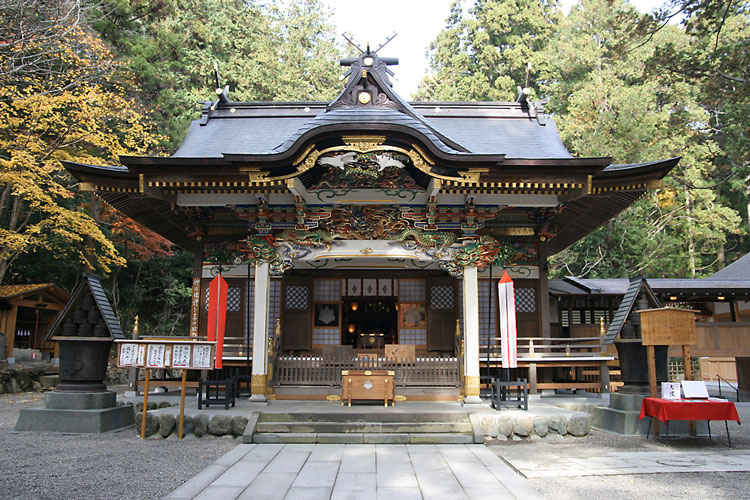 寳登山神社